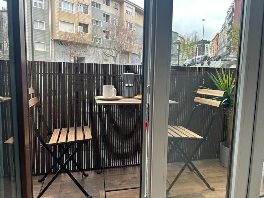 Apartament Piso Deluxe Con Balcon Cerca Del Casco Viejo Bilbao Zewnętrze zdjęcie